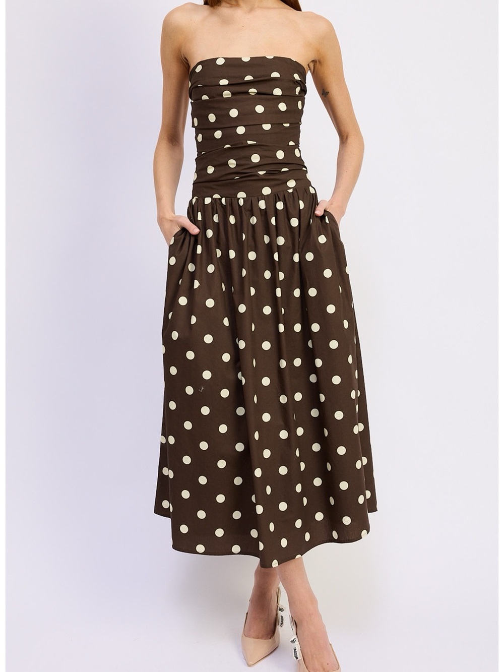 En Saison Strapless Brown Dress with Cream Polka Dots - Picture 3 of 3